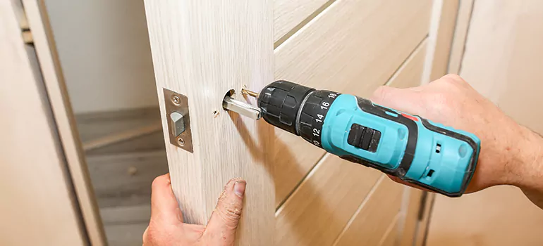 Old Door Knob Repair in Lakeland, FL