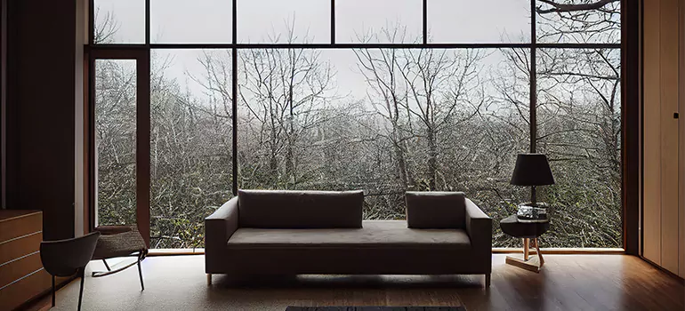 Casement Picture Window in Lakeland, FL