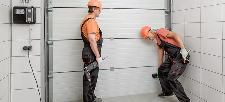 Secure Garage Door Repair in Lakeland, FL