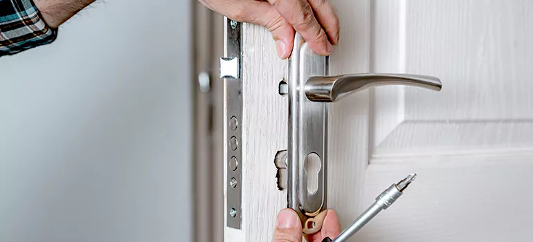 Front Door Knob Repair in Lakeland, FL